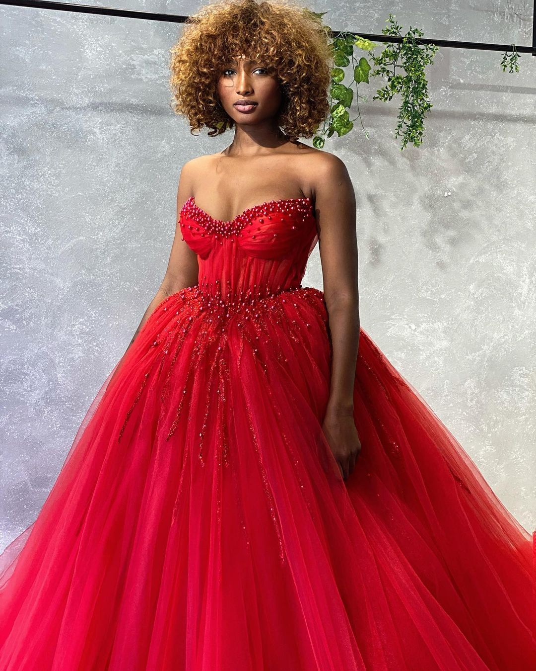 Red Voluminous Ball Gown Goddess Exclusive Red Voluminous Ball Gown Goddess Exclusive