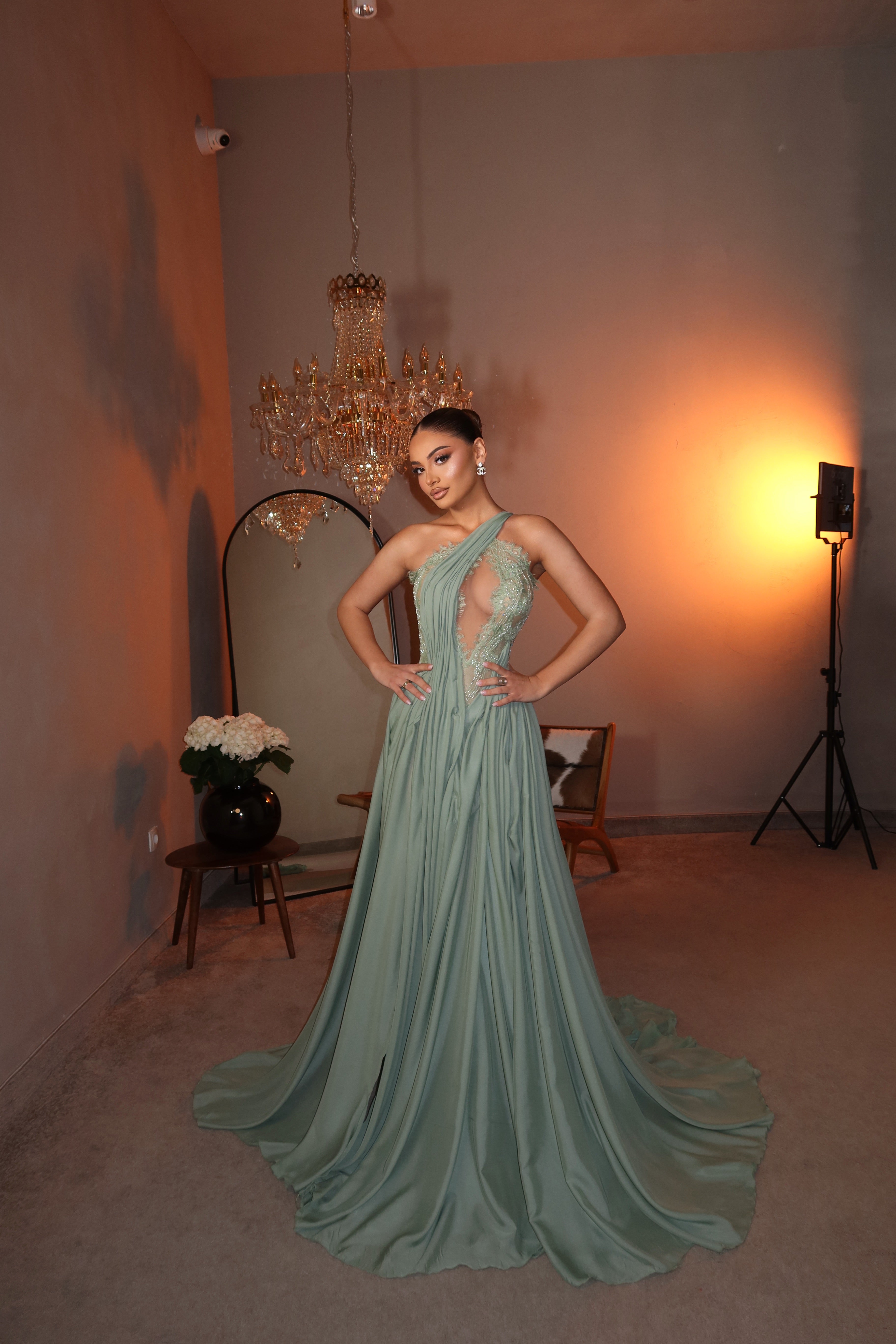 lina dress S Product ID:AP1E211592_AA373_M size:2y-3y Zelda Side Slit Velvet A perfect blend of