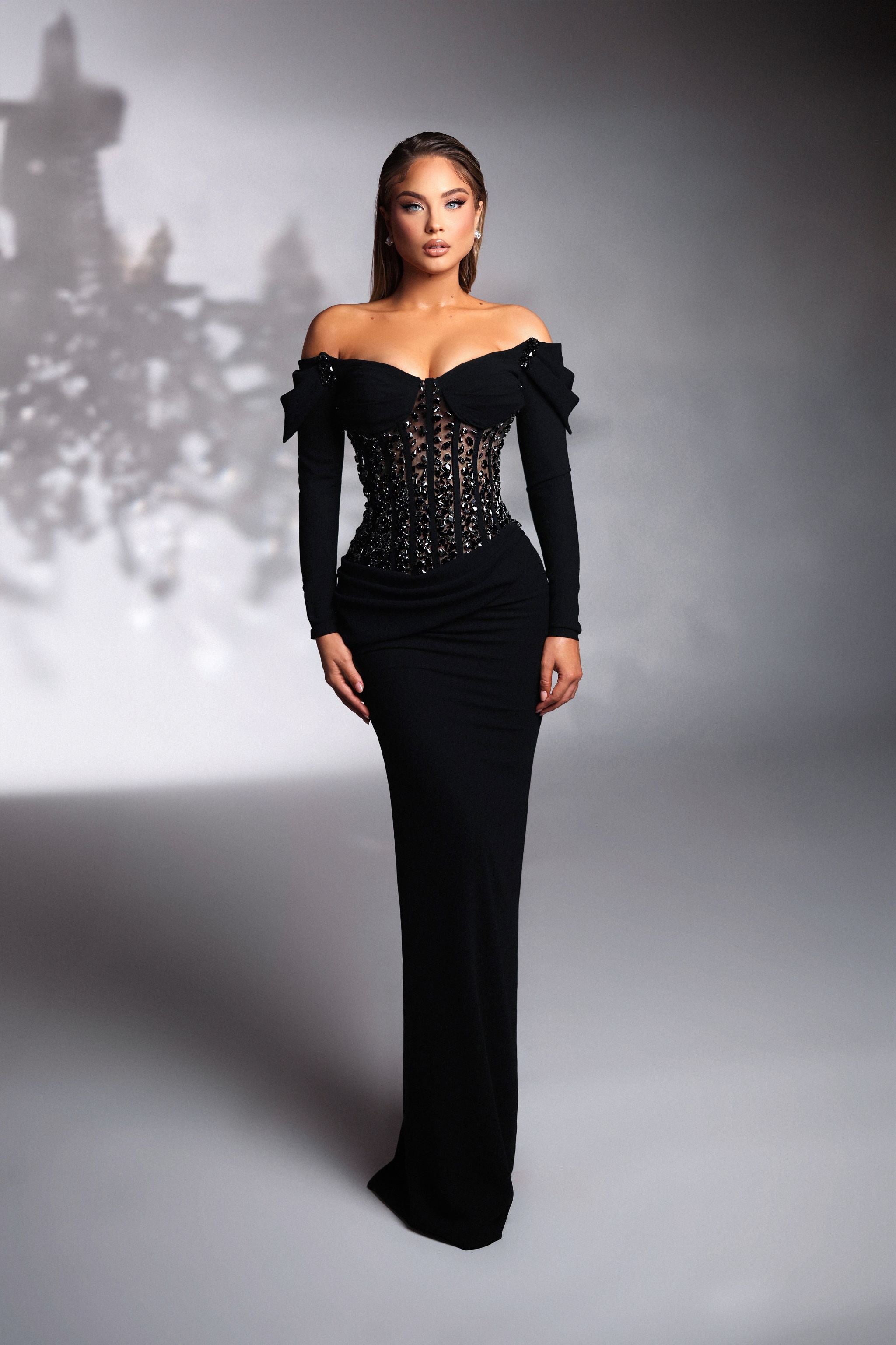goddess corset dress Velvet that hugs like night, gold that glows like old-world royaltytwo looks, one unapologetically glamorous vibe Perfect for ballrooms, grand parties, and owning every room you enter. Golden Eagle Goddess Corset/ Dress